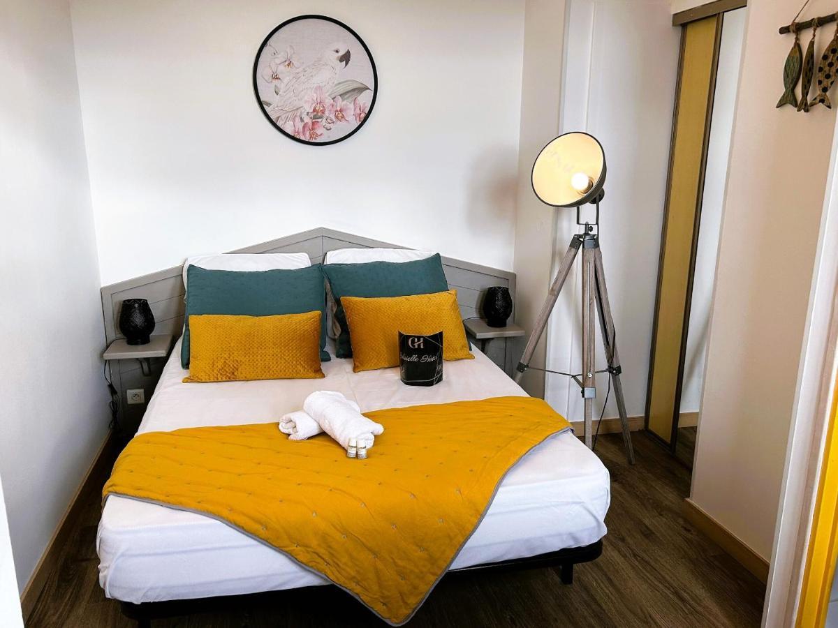 Gabrielle Hotel Aiguines Zimmer foto