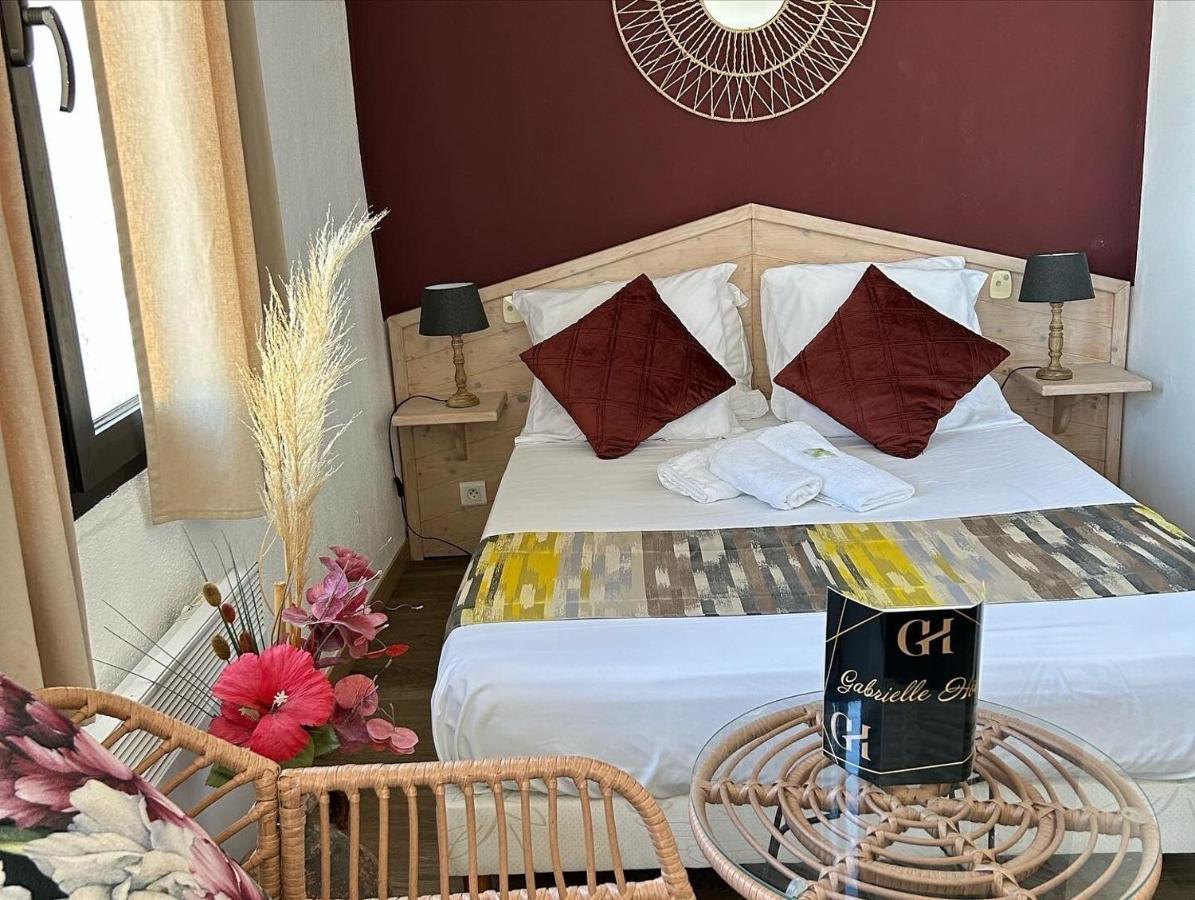 Gabrielle Hotel Aiguines Zimmer foto